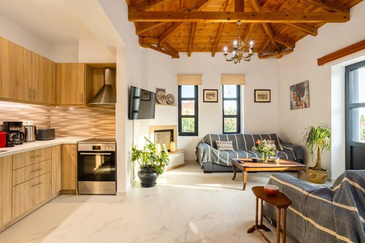 Mani Stone Built Home A Breath Away To The Sea Stoupa Exterior photo