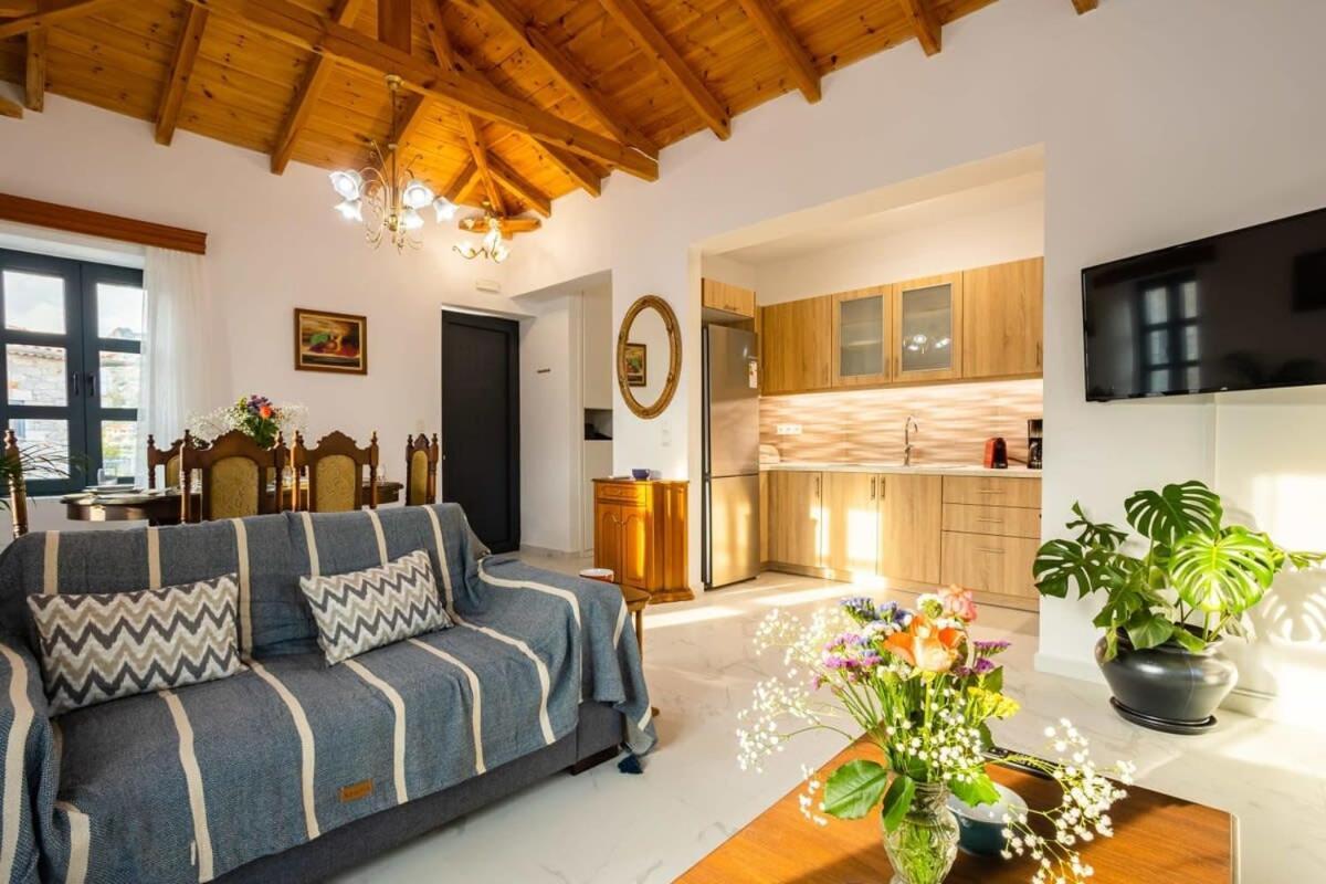 Mani Stone Built Home A Breath Away To The Sea Stoupa Exterior photo